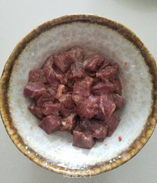 杏鲍菇炒牛肉粒的做法步骤：5