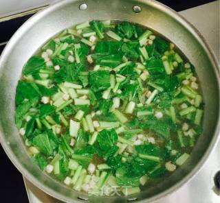 土豆青菜疙瘩汤的做法步骤：12