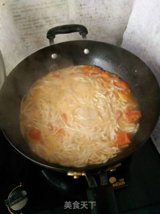 #炖菜#番茄鸡蛋热汤面（炝锅面）的做法步骤：6