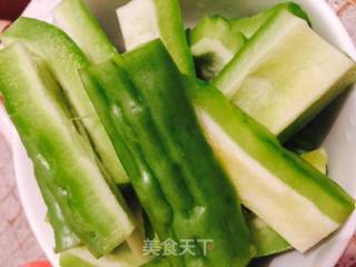 猪骨黄豆凉瓜汤的做法步骤：3