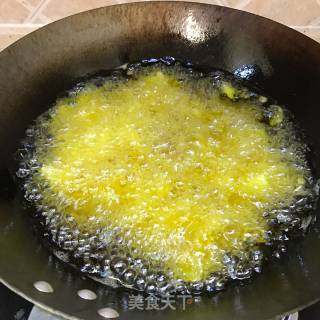土豆炒肉的做法步骤：2