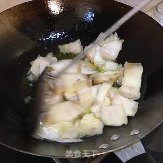 土豆炒肉的做法步骤：4