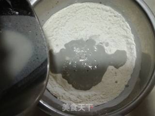 黑白豆浆馒头的做法步骤：2