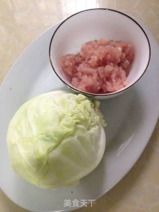 手撕圆白菜的做法步骤：1