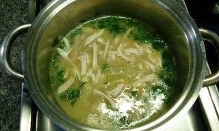 细面条鸡肉汤的做法步骤：10