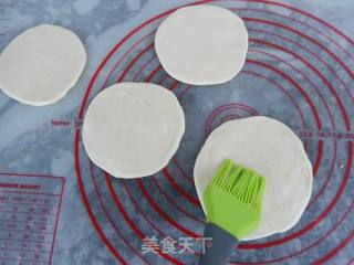 烧饼夹烤肉的做法步骤：12