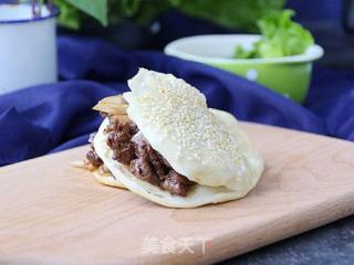 烧饼夹烤肉的做法步骤：18
