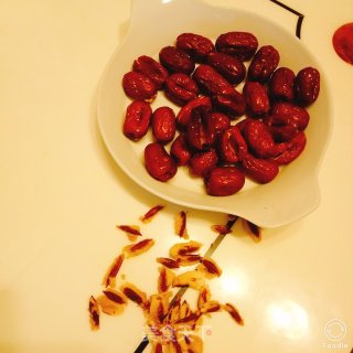 红枣糯米糍的做法步骤：1