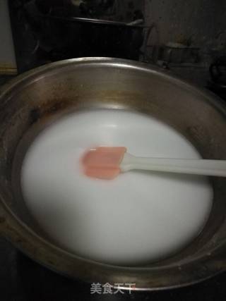 葱香白凉粉的做法步骤：1