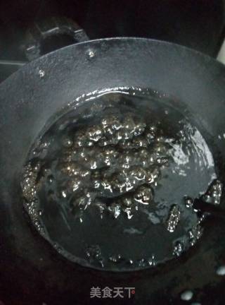 蜜豆龟苓膏烧仙草的做法步骤：1