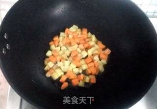 炒馒头的做法步骤：4