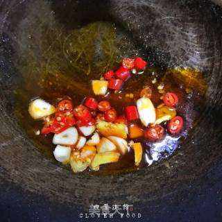 香拌鸡腿菇的做法步骤：5
