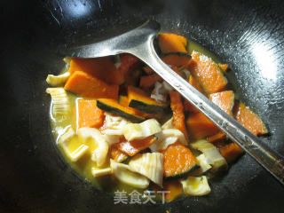 羊尾笋炒日本南瓜的做法步骤：5
