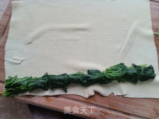 茼蒿豆皮卷的做法步骤：5