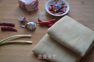 黄焖豆皮的做法步骤：1