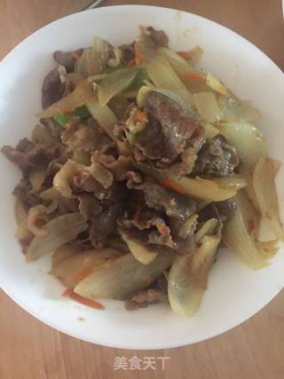 洋葱炒牛肉片的做法步骤：6