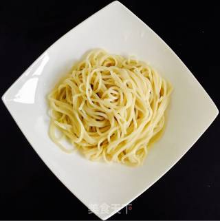 老北京炸酱面的做法步骤：18