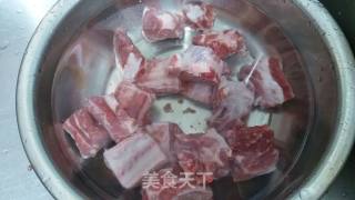 清蒸排骨的做法步骤：1