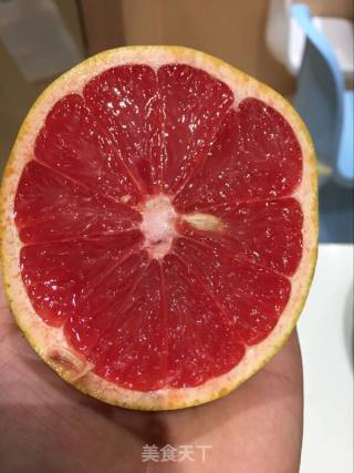 快手懒人餐之西柚果汁的做法步骤：5