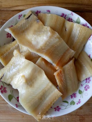 清蒸鳗鱼的做法步骤：2