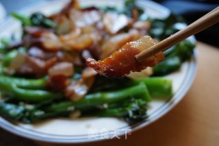 腊肉炒芥兰的做法步骤：10