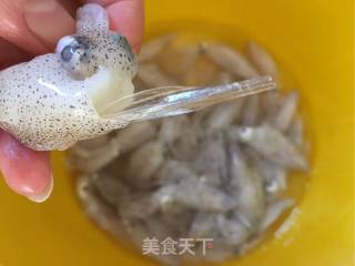#快手懒人餐#凉拌海兔的做法步骤：2