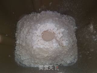 牛奶小餐包的做法步骤：1