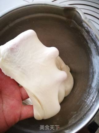 牛奶小餐包的做法步骤：2