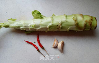 “快手懒人餐”香辣莴笋的做法步骤：1