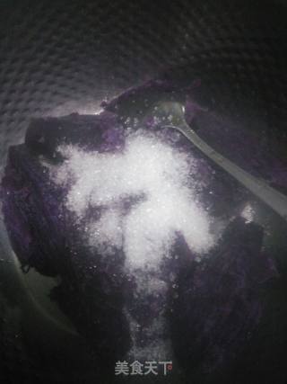 南瓜紫薯饼的做法步骤：2