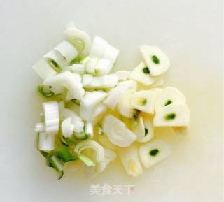 炒绿豆芽的做法步骤：4