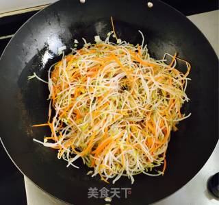炒绿豆芽的做法步骤：10