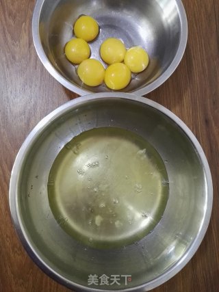 方盘海绵蛋糕的做法步骤：2