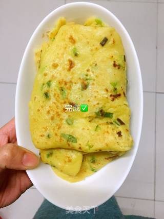 简单款鸡蛋葱油饼的做法步骤：11