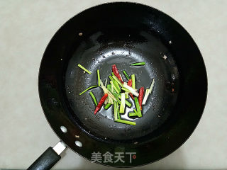 肉片炒鲜蘑的做法步骤：8