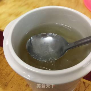 冰糖雪梨炖燕窝的做法步骤：3
