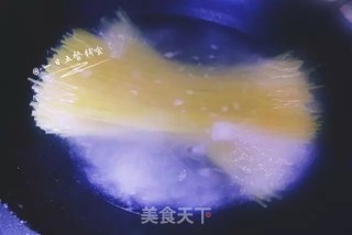 菠菜油麦菜意大利面的做法步骤：1