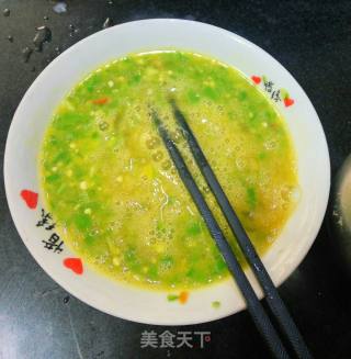 #快手懒人餐#青椒煎鸡蛋的做法步骤：5