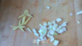 番茄腊肠炒白菜的做法步骤：1