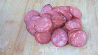 番茄腊肠炒白菜的做法步骤：2