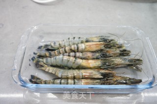 蒜茸开背虾的做法步骤：1