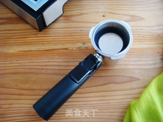 意式浓缩咖啡的做法步骤：4