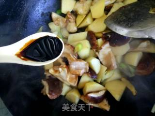 土豆香菇焖鸡腿肉的做法步骤：14