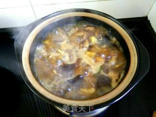 土豆香菇焖鸡腿肉的做法步骤：19