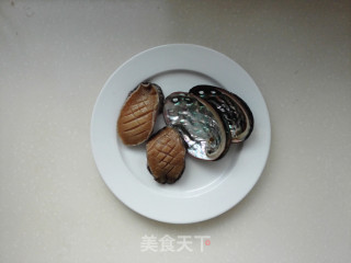鲍鱼捞饭的做法步骤：2