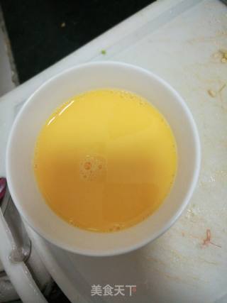 虾仁滑蛋的做法步骤：3
