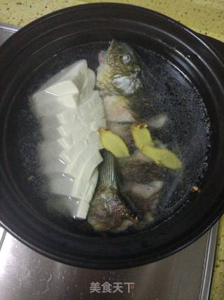 鲫鱼豆腐汤的做法步骤：9