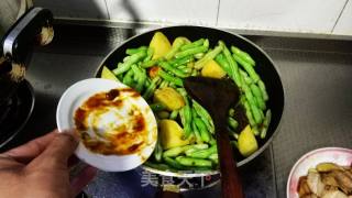 家常土豆炖豆角的做法步骤：7