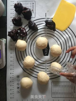 毛毛虫面包的做法步骤：4