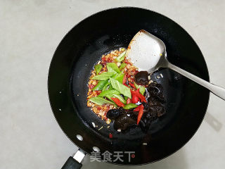 鱼香鸡蛋的做法步骤：7